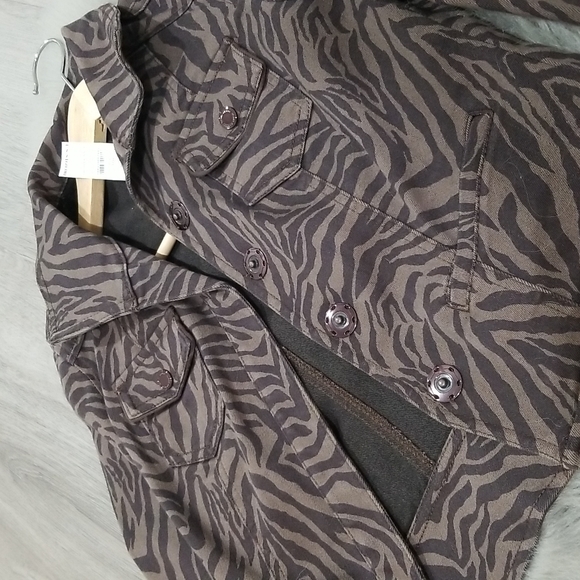 White house black market jacket - Picture 8 of 8